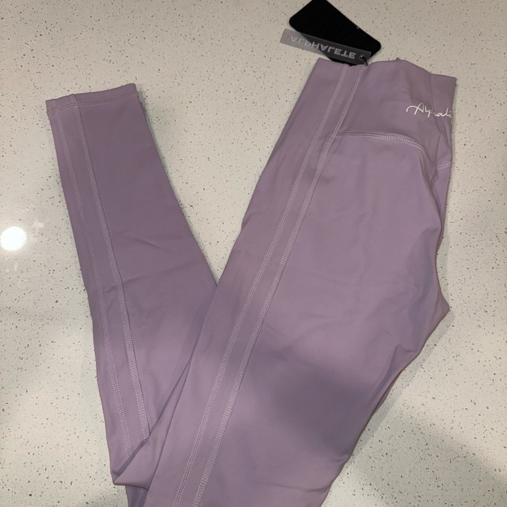 Alphalete Light Purple Women’s Leggings | NWT | Size Small